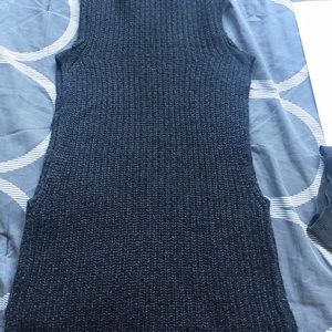 Sweater sleeveless high wide neck